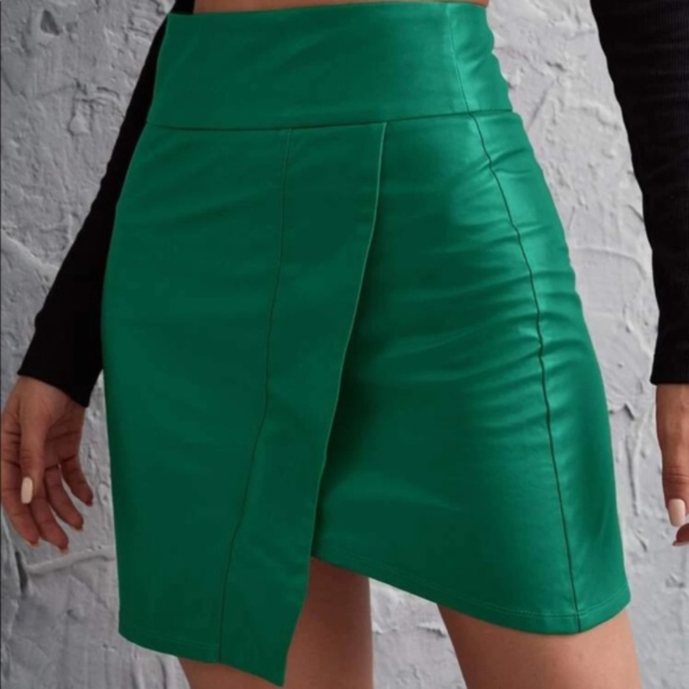 Red Asymmetrical Wide Waist Vegan Leather Bodycon Skirt - Picture 8 of 12